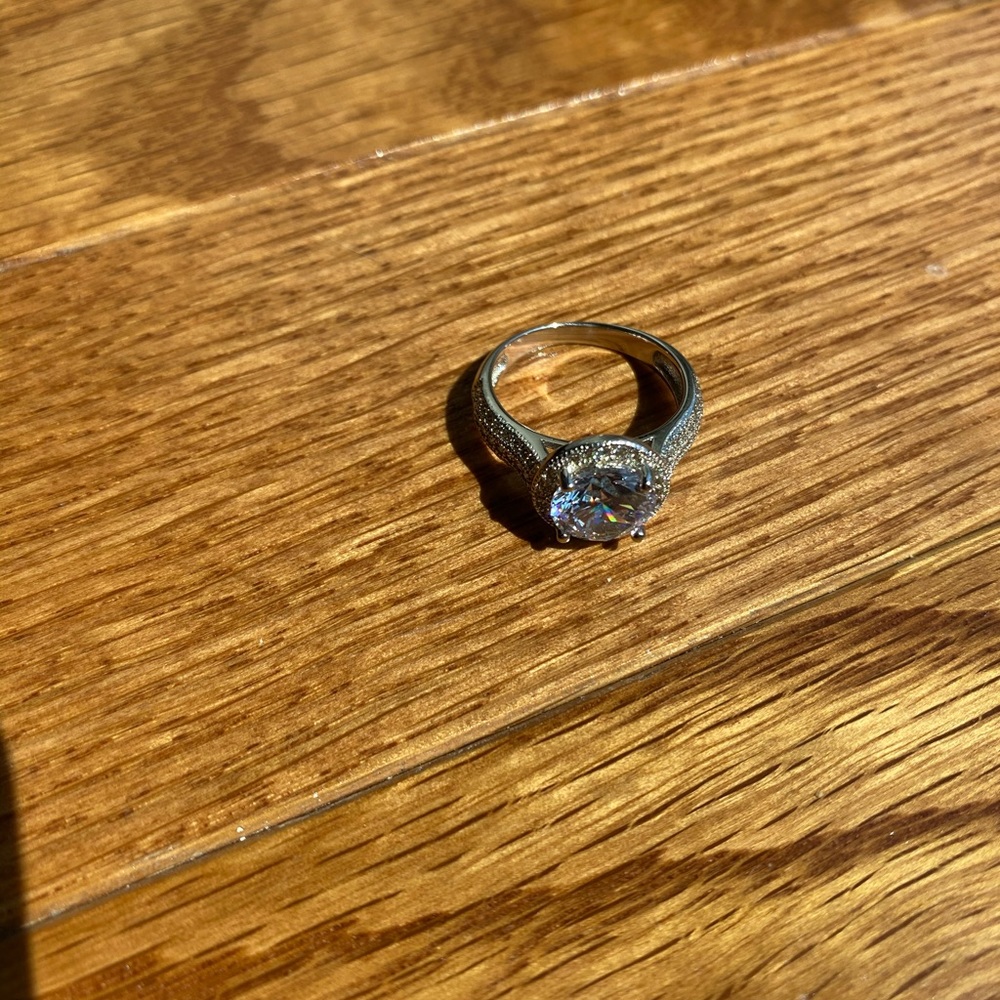 925 Sterling Silver Brilliant Cut Round CZ Ring -5 - Picture 4 of 8